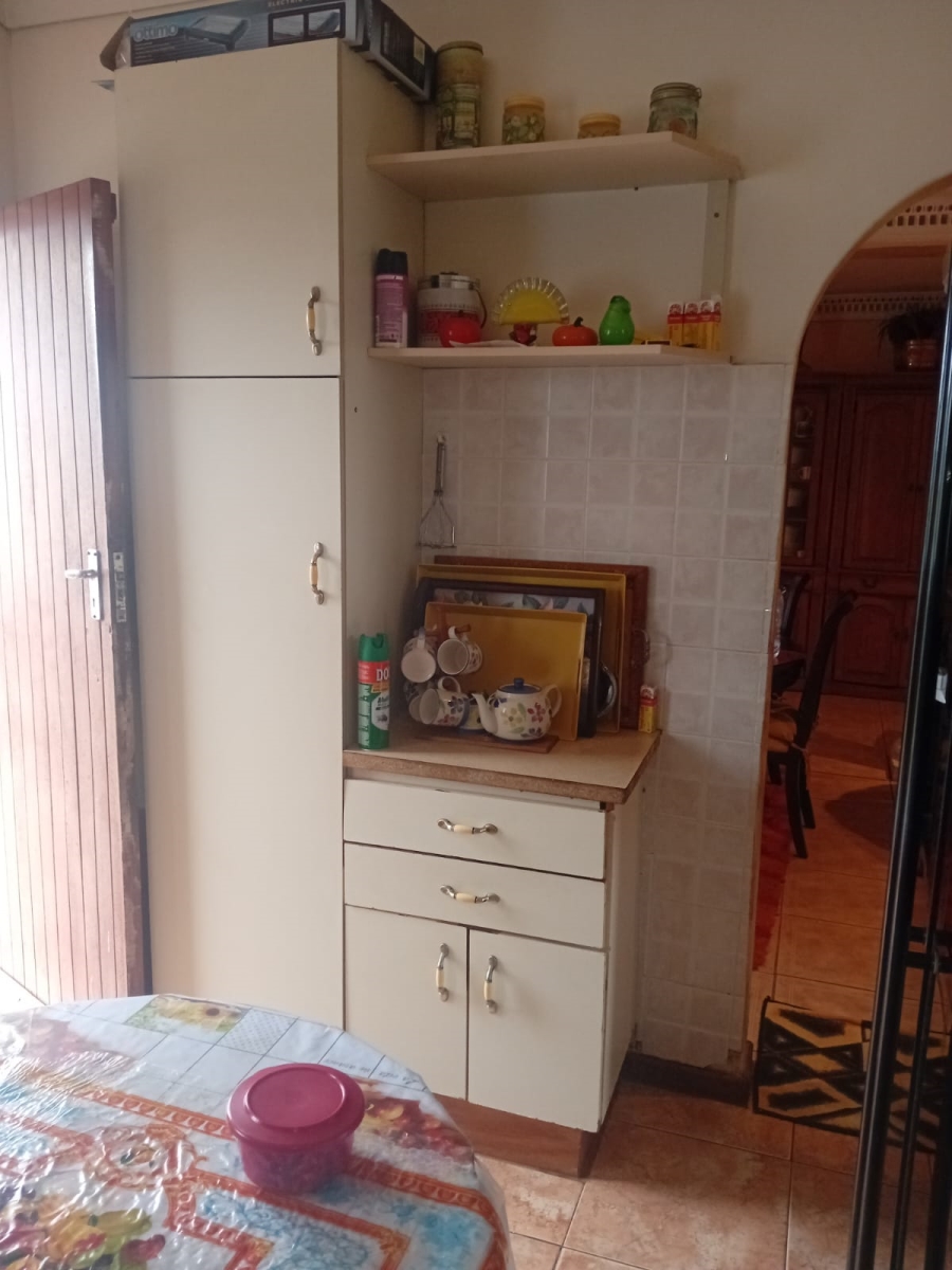 3 Bedroom Property for Sale in Kwa Nobuhle Eastern Cape